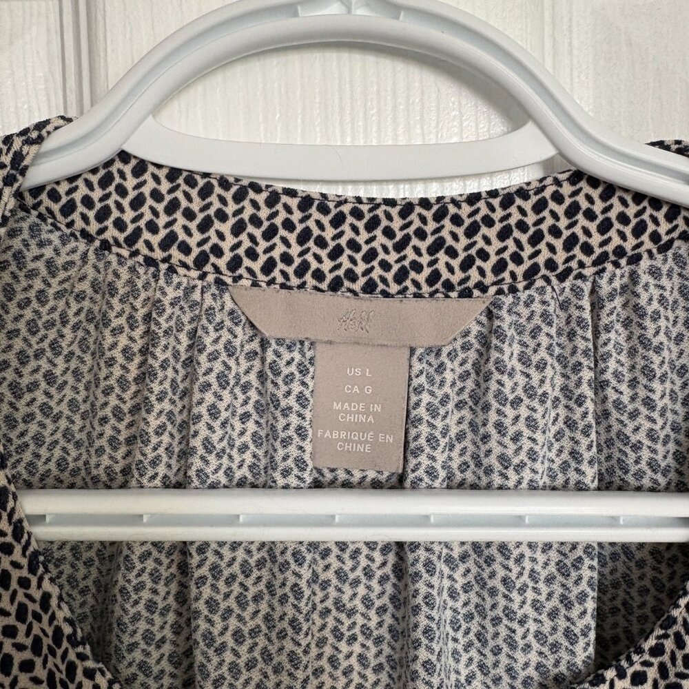 H&M Top - Picture 4 of 4